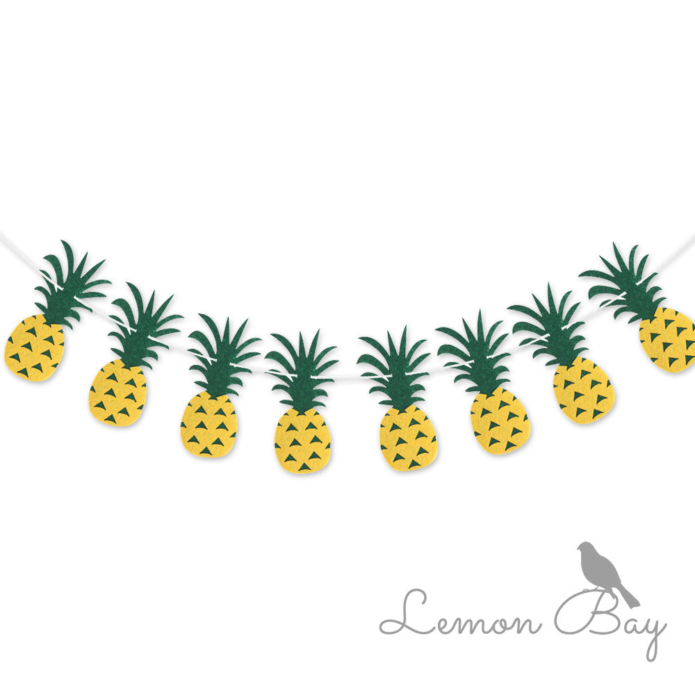 Themed Non-woven Bla Flag Flamingo Pineapple Banner