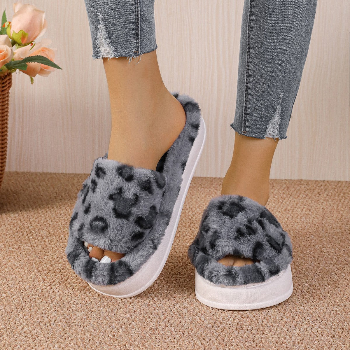 Leopard Print Thick-soled Warm Fur Slippers