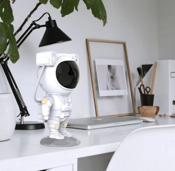 Astronaut Sky Projection Lamp Astronaut Desktop Ornament